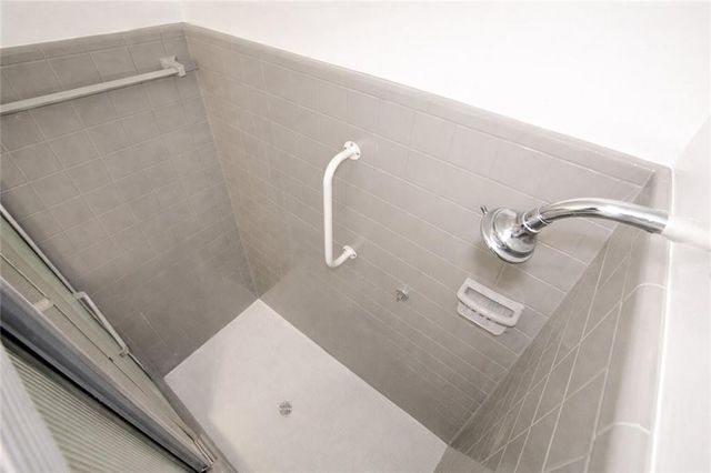 2760 The Fontainebleau SW, Atlanta, GA 30331