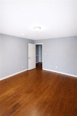 2760 The Fontainebleau SW, Atlanta, GA 30331