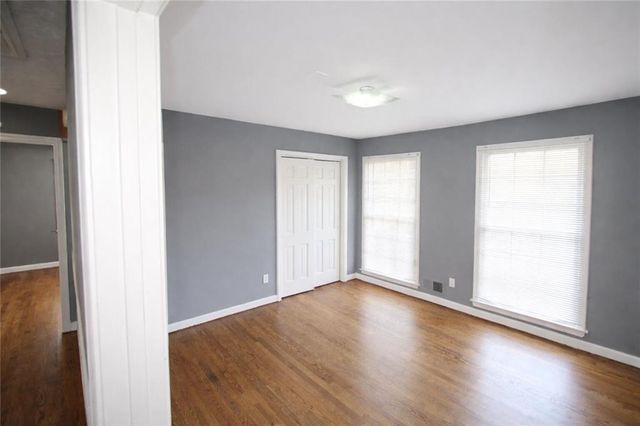 2760 The Fontainebleau SW, Atlanta, GA 30331