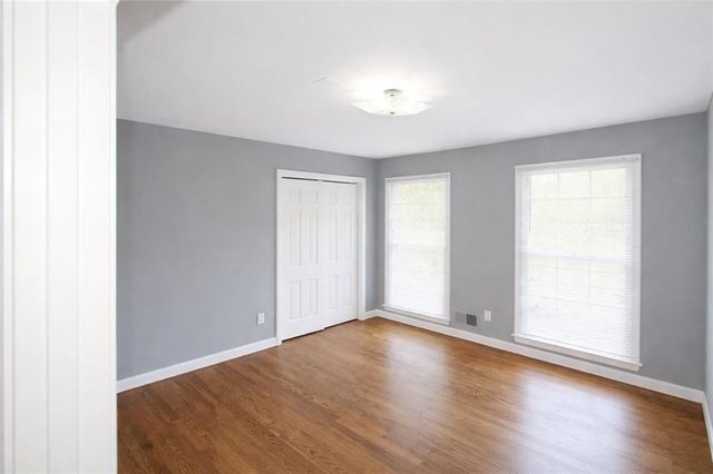 2760 The Fontainebleau SW, Atlanta, GA 30331