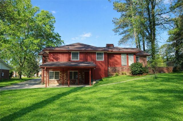 2760 The Fontainebleau SW, Atlanta, GA 30331