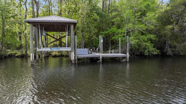 20160 Donovan Dr, Seminole, AL 36574