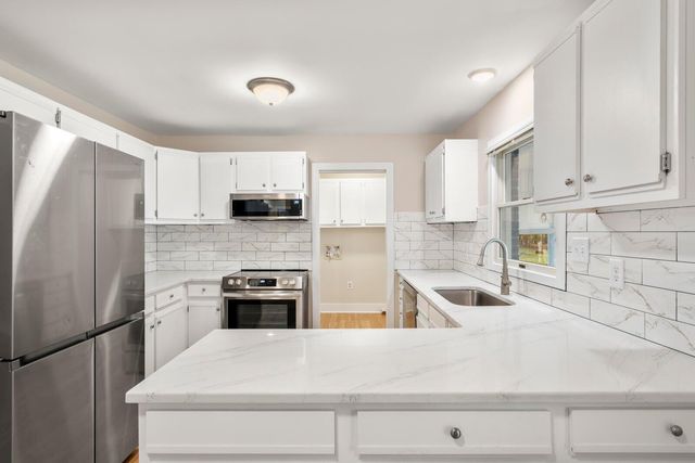 298 Summerset Lane, Summerville, SC 29483