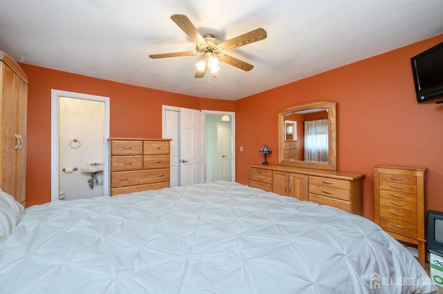 23 Hearthstone Avenue, Fords, NJ 08863