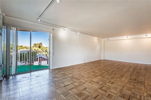 3111 Bel Air Drive 3A, Las Vegas, NV 89109