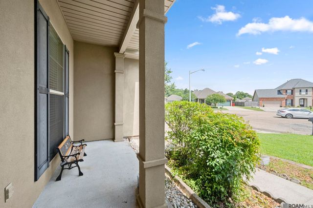 9144 Kanawha Ct, Denham Springs, LA 70726
