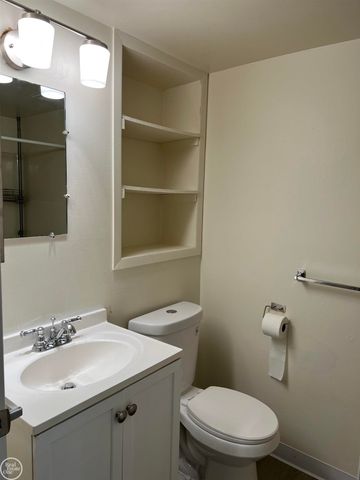 31105 Grove Street, Fraser, MI 48026