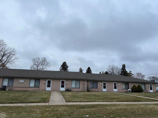 31105 Grove Street, Fraser, MI 48026