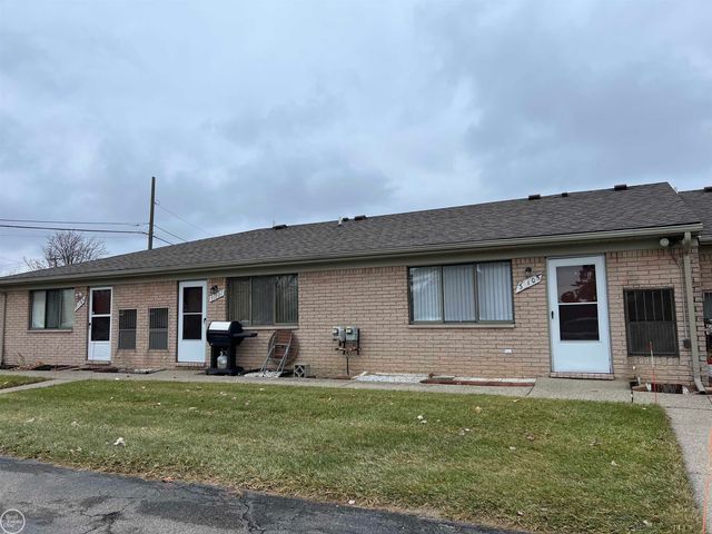 31105 Grove Street, Fraser, MI 48026