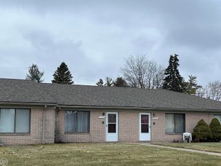 31105 Grove Street, Fraser, MI 48026