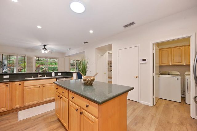 2024 Farmgate Ln, Lincoln, CA 95648