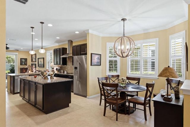3681 DIVOT LANE, Sarasota, FL 34232