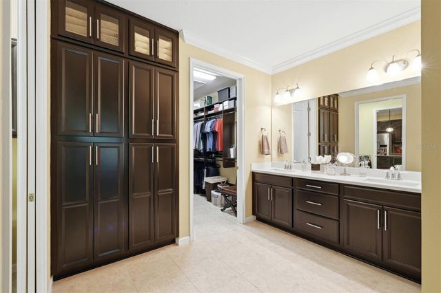 3681 DIVOT LANE, Sarasota, FL 34232