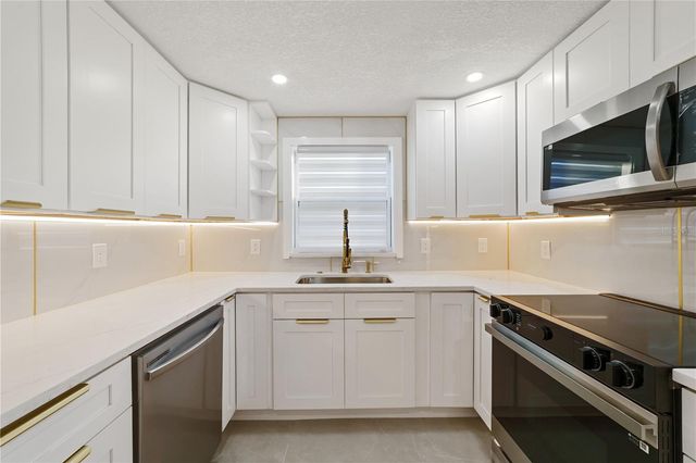 1051 NORMANDY BOULEVARD, Holiday, FL 34691