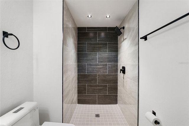 1051 NORMANDY BOULEVARD, Holiday, FL 34691