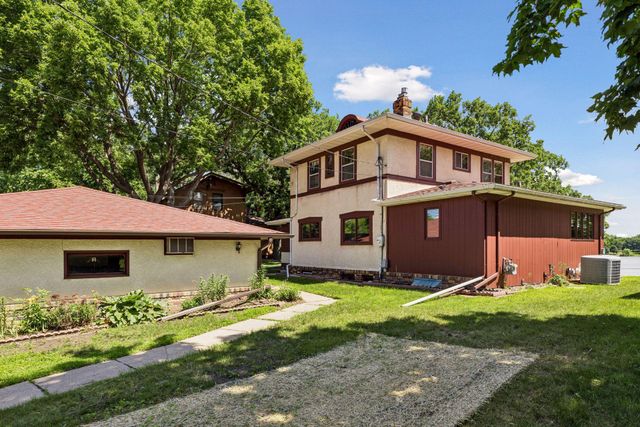 3940 Lake Curve Avenue N, Robbinsdale, MN 55422