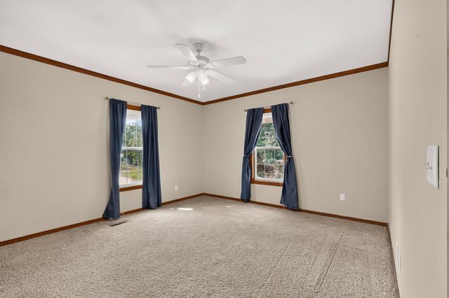 300 Flaming Oak DR, Bastrop, TX 78602