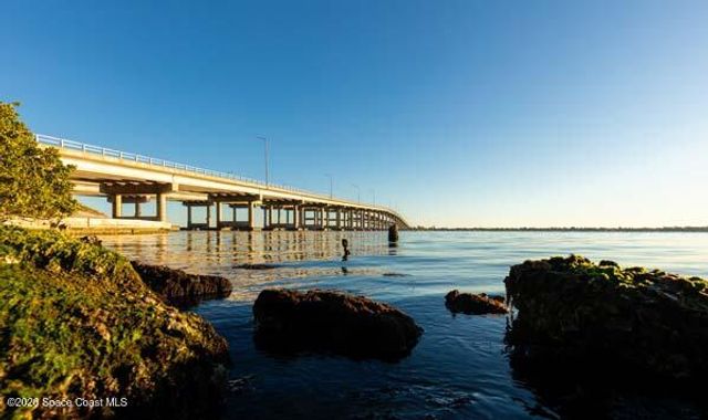 56 Calcutta Court, Indialantic, FL 32903