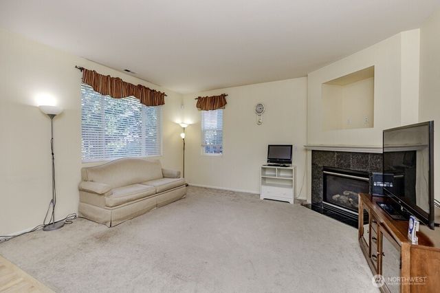 6530 SE Montevista Drive SE, Auburn, WA 98092