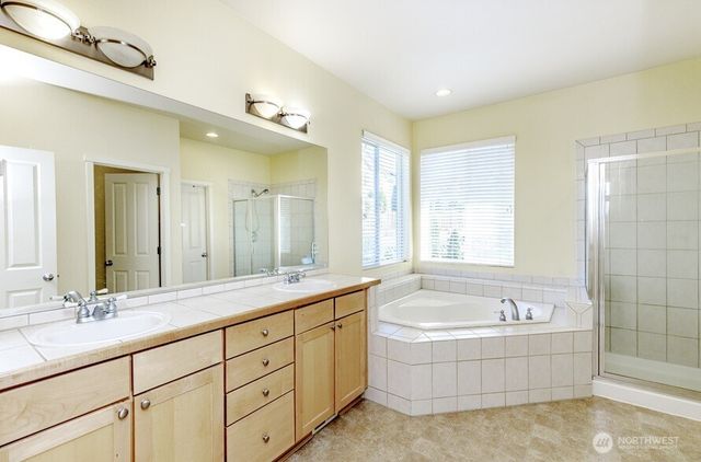 6530 SE Montevista Drive SE, Auburn, WA 98092
