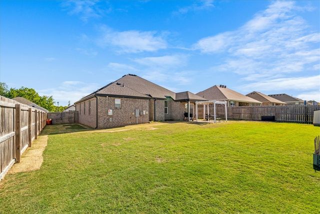 3670 Avon Avenue, Springdale, AR 72764