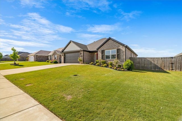 3670 Avon Avenue, Springdale, AR 72764
