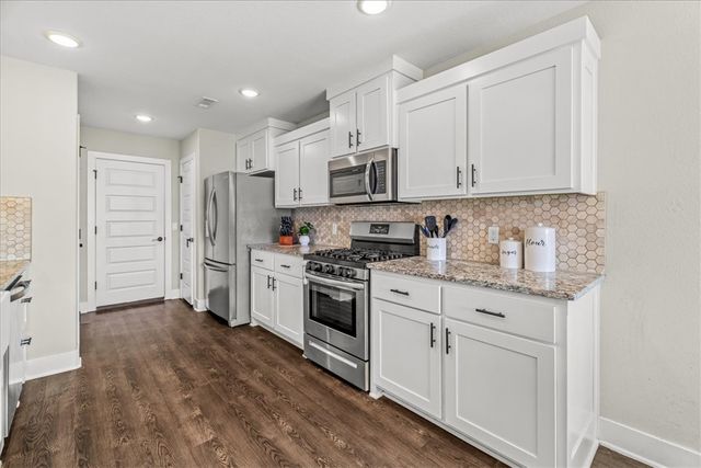 3670 Avon Avenue, Springdale, AR 72764