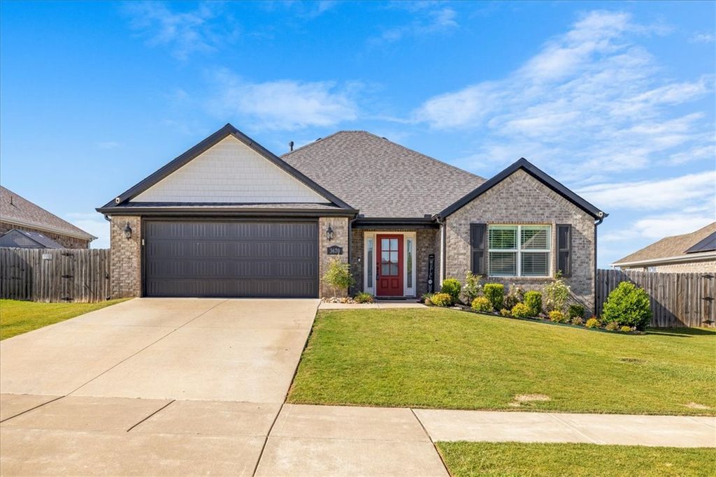 3670 Avon Avenue, Springdale, AR 72764