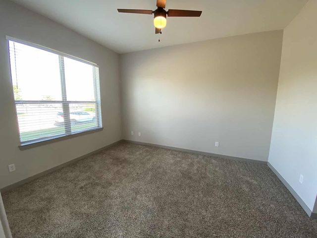 3629 Valley Vista Drive 701, Fort Worth, TX 76053