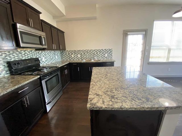 3629 Valley Vista Drive 701, Fort Worth, TX 76053