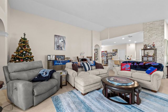 377 NW Granville Street, Port St. Lucie, Port St Lucie, FL 34986