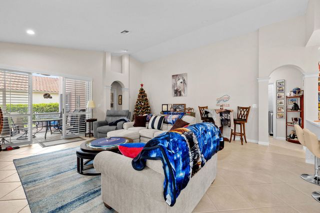 377 NW Granville Street, Port St. Lucie, Port St Lucie, FL 34986