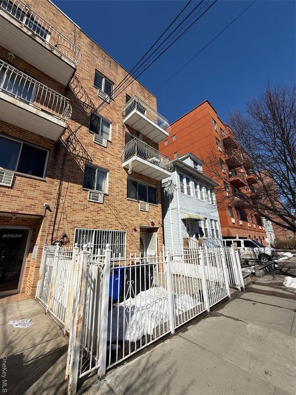 14205 Cherry Avenue, Flushing, NY 11355