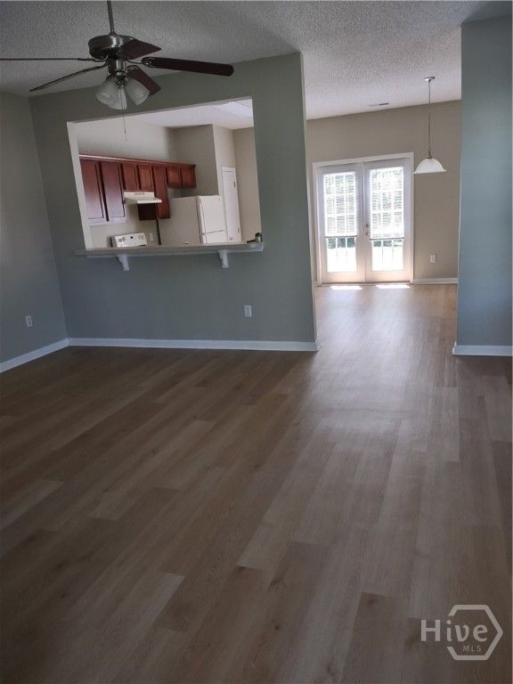 Image 2 of property listing at 123 Alexander Way, Richmond Hill, GA 31324