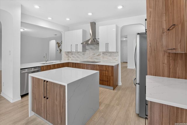 311 CARLITO CV, Universal City, TX 78148