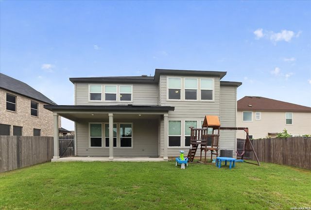 311 CARLITO CV, Universal City, TX 78148