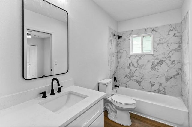 1012 E HAZZARD, Eustis, FL 32726