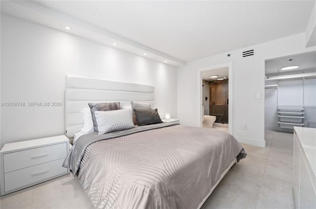 540 Brickell Key Drive 719, Miami, FL 33131