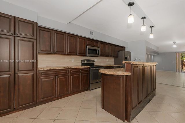 20536 NE 6th Ct 20536, Miami, FL 33179