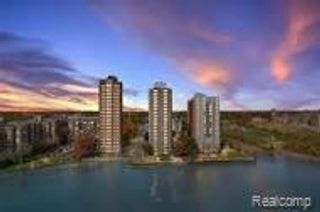 8200 Jefferson Avenue 1201, Detroit, MI 48214