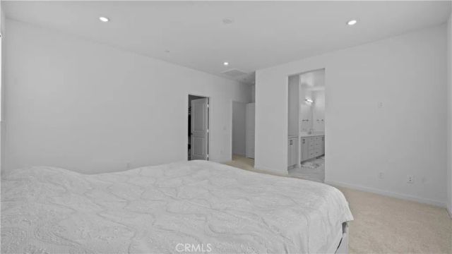 11755 Fenton, Sylmar, CA 91342