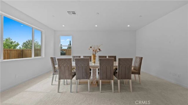 11755 Fenton, Sylmar, CA 91342