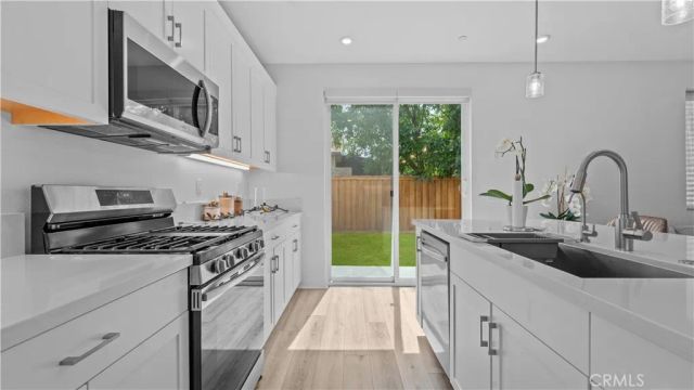 11755 Fenton, Sylmar, CA 91342