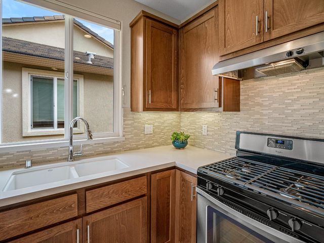 1415 Cypress Ln, Placerville, CA 95667