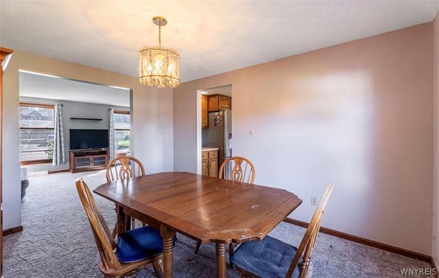 3544 Heatherwood Drive, Hamburg, NY 14075