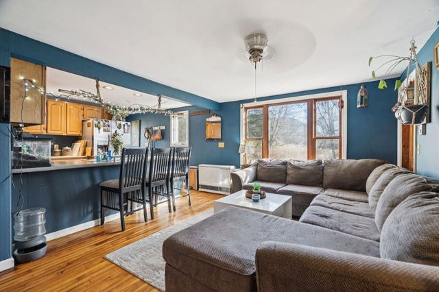 100 Cope Lane, Hartford, VT 05001