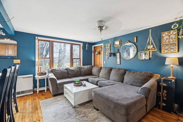 100 Cope Lane, Hartford, VT 05001