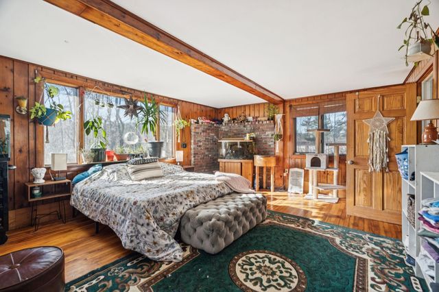 100 Cope Lane, Hartford, VT 05001