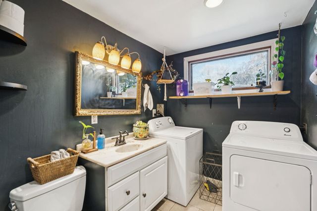 100 Cope Lane, Hartford, VT 05001