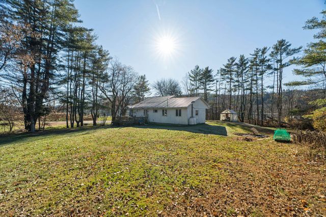 100 Cope Lane, Hartford, VT 05001